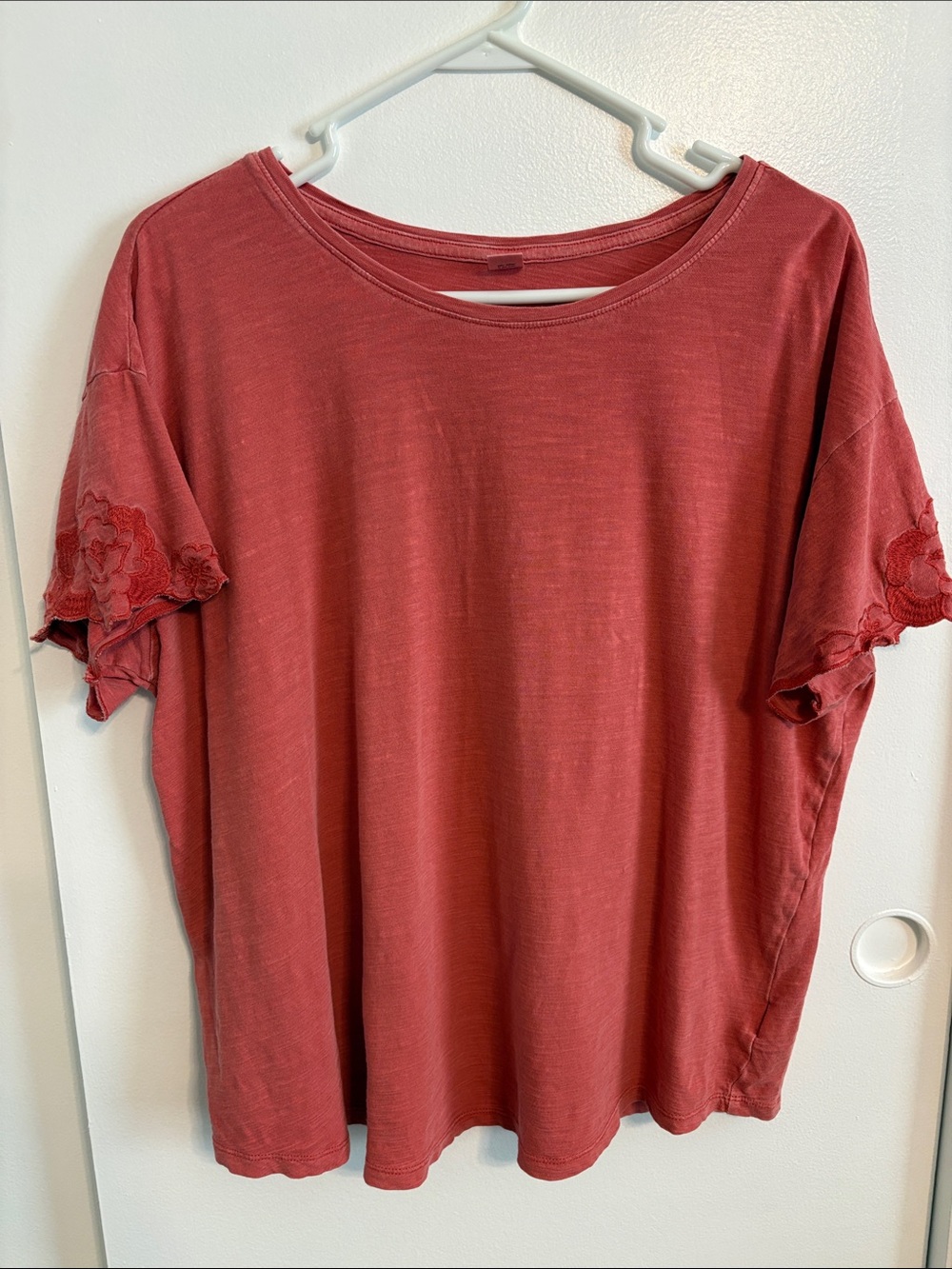 Old Navy Coral Short Sleeve Tee with Sleeve Detail